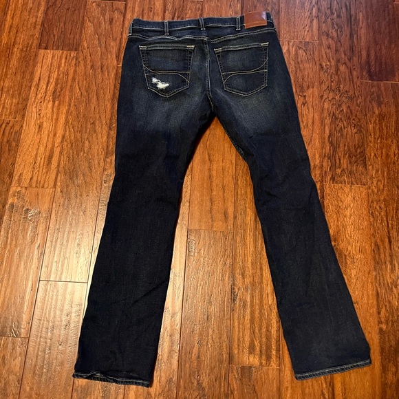 Mens Hollister Slim Straight jeans. EUC - Picture 2 of 5
